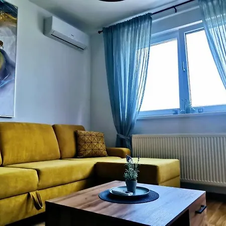 Апартаменты Apartman Varenica